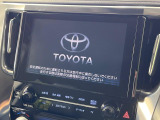 【ナビ機能付きディスプレイオーディオ】ナビ機能搭載の他、お持ちのスマートフォンと連携して、ナビやbluetoothでの音楽再生が可能です♪デザインはもちろん操作性も良好!