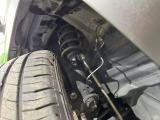 お車を安心してお乗りいただく為には、足回りの定期点検が欠かせません。サービスサポート(有償保証)では無料点検もご提供しており、安心のカーライフをお過ごしいただけるサポート体制が整っています。