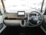 任意の自動車保険もHondaならではのHonda自動車保険あんしんプランをご用意しております。基本補償の窓ガラス損害は自己負担額1,000円で30,000円まで、飛び石などガラス単独の損害に年1回対応できます。