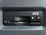 【ETC】高速道路の料金所をストレスなく通過!話題のスポットやサービスエリアに多い「スマートIC」利用時は必須のアイテムです。当店でセットアップを実施、ご納車当日からすぐにご利用いただけます!