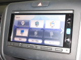 ナビゲーションは純正メモリーナビ(VXM-174VFi)を装着しております。AM、FM、CD、DVD再生、Bluetooth、フルセグTVがご使用いただけます。初めて訪れた場所でも安心ですね!