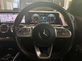 握りやすいハンドルの形状をしておりますので、お客様の運転をサポートしてくれます!