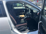 運転席も見てみましょう♪