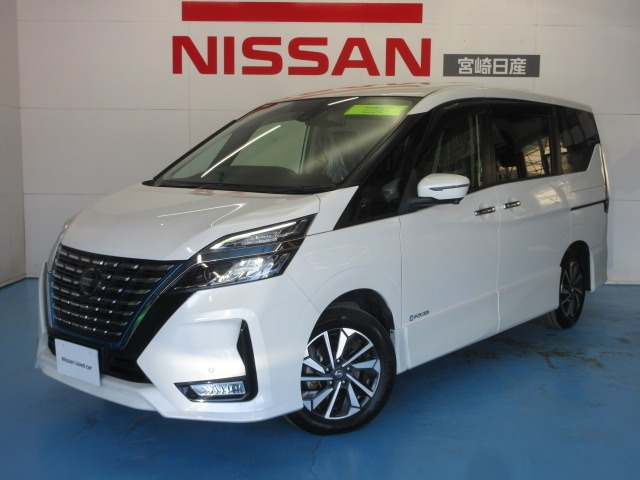 セレナ 1.2 e-POWER ハイウェイスターV 
