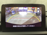 うれしいバックカメラ付!後退時の不安感によるストレスから開放してくれます。