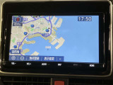 いまや必須装備「ナビゲーション」搭載!知らない場所に、スイスイッとドライブ。なんて便利な機能でしょうか?もう、これなしではハンドルを握れませんね!でも、運転中の操作は危険ですのでご注意ですね♪