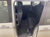 お車の状態をしっかりとお伝えするために1台の車両に付き40枚以上の画像を用意しております。外装はもちろん、室内の装備やお車の特徴などごらんください。