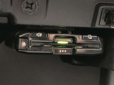 付いているクルマも増えましたが、U-Carではまだまだ付いていればラッキーなETCです。高速道路の料金をお得にするための、便利な装備です。セットアップ後、すぐに利用可能です。