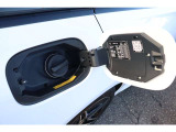 納車前整備は、メルセデスベンツ国際認定メカニックによる最新の検査ライン等の施設が充実した当社工場で入念に行います。