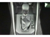 トヨタならではの「3つの安心」をセットにした『トヨタ認定中古車』です。「まるごとクリーニング」「車両検査証明書」「ロングラン保証」付き。