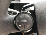 【ステアリングスイッチ】左です。ステアリングから手を離さず、運転に集中したまま手元でオーディオ操作等が出来ます。