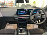 アウトバーンでの走行を見据えたBMWのブレーキシステムはもしもの時にもいち早くマシンを停止してくれます。