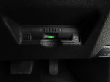 ETCを装備しています。高速道路の料金が後払いなので、料金所で止まることが無く、ノンストップでスイスイ進めます。