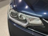 LEDヘッドライトは、点灯の瞬間から最大光量を発揮し、突然暗くなるトンネルなどでの安定感を高めます。