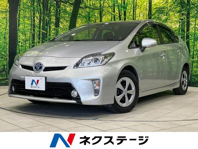 トヨタ プリウス 