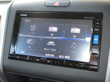 ナビゲーションは純正メモリーナビ(VXM-185VFi)を装着しております。AM、FM、CD、DVD再生、Bluetooth、音楽録音再生、フルセグTVがご使用いただけます。