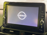 【メーカー純正ナビ】インテリアに溶け込むスタイリッシュな「専用設計」メーカーナビを装備♪視認性や操作性など基本性能にも優れ、より上質なカーライフをお楽しみいただけます。
