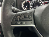 【ステアリングスイッチ】運転中に前方から目線をそらすことなくオーディオ等の操作が可能な便利機能!安心&快適なドライブを演出してくれます。