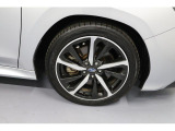 タイヤホイールは純正18インチ!225/45R18になります!