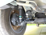お車を安心してお乗りいただく為には、足回りの定期点検が欠かせません。サービスサポート(有償保証)では無料点検もご提供しており、安心のカーライフをお過ごしいただけるサポート体制が整っています。