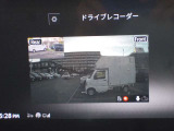 前後ドライブレコーダー付き!これなら万が一の際も録画されているので安心ですね!