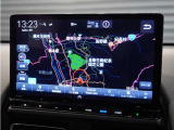 【ナビゲーション】起動までの速度と地図を検索する速度が最大の魅力。初めての道でも安心・快適なドライブをサポート出来ます。操作も簡単で、ストレスフリーなドライブを提供。