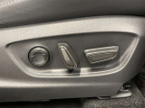 パワーシート搭載。微妙な調整が手軽にでき、ピッタリのポジションで運転することが可能です。
