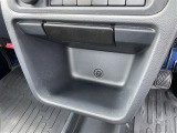 当店のお車をご覧いただきましてありがとうございます。お車についてのご質問やお見積りのご依頼、ご購入にあたってのご相談などは無料電話(0078-6002-312860)にお気軽にお問い合わせ下さい!