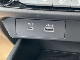 USB充電ポートも搭載しております。