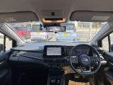 視界の良さなど、いつでも安心して運転できるようにドライバーをサポートします。