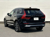 北欧流のラグジュアリーを体現したXC60。伝統的なスカンジナビアン・デザインを継承しながら、躍動感にあふれ優雅な雰囲気を身にまとう、新しい潮流を具現化したスタイリングです。