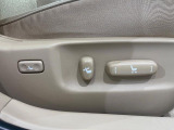 【パワーシート】スイッチ一つで簡単にシートの微調整が可能!電動だから力もいりません!快適なシートポジションにセットして、快適なドライブをお楽しみください。