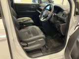 運転席・助手席にはシートヒーターを装備しておりますので、快適にお使いいただけます!