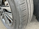 タイヤは全数同じような残溝の状態です。