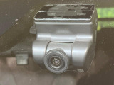 【ドライブレコーダー】ドライブレコーダー装備!走行中はもちろん、あおり運転や事故に遭遇した際、映像で記録し、万一のリスクに備えます。※記録用SDカードはお客様ご自身でご準備いただく必要があります。