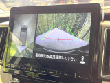 【マルチアラウンドモニター】専用のカメラにより、上から見下ろしたような視点で360度クルマの周囲を確認することができます☆縦列駐車や幅寄せ時に活躍してくれます♪
