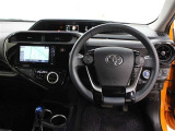 運転席廻りです。