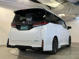 当社でご購入頂いた全ての車両はご納車前、エンジンオイル交換・ワイパーゴム・ブレーキ点検・調整・その他確認の上ご納車いたします。