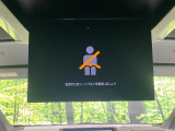 【フリップダウンモニター】大画面モニターで後席でもエンタメをお楽しみいただけます。小さなお子様にも大人気の装備です♪