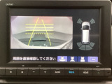 バックでの車庫入れも安心です! リアカメラが付いているバックモニター付のナビを装備しております。バンパーについているソナーや、操作線もついており距離感も画面から確認できます。