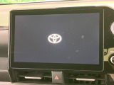 【10.5インチ ディスプレイオーディオ】大画面のディスプレイはAppleCarPlayやAndroidAutoが利用可能。大きな画面でスマホナビアプリ等が利用いただけます♪