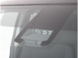 サポカーは、高齢運転者を含めたすべてのドライバーによる交通事故の発生防止・被害軽減対策の一環として、国が推奨する新しい自動車安全コンセプトです。詳しくは販売店スタッフまでおたずねください。