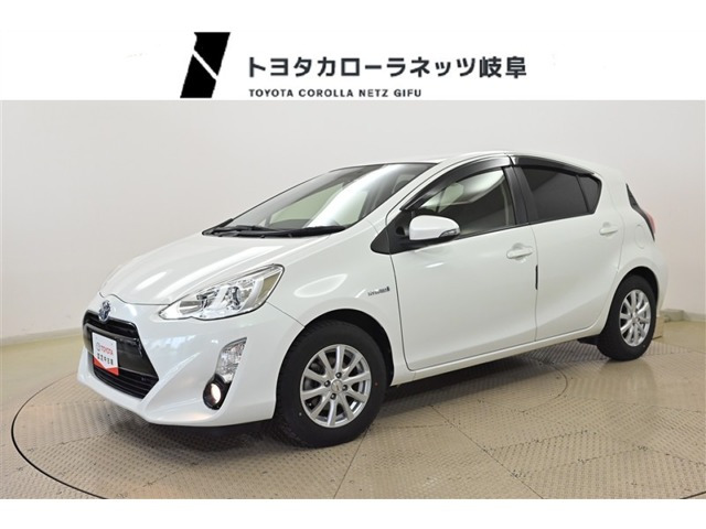 トヨタ アクア 