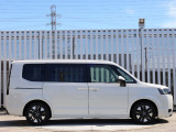 当店の中古車販売は、安心してご購入いただくために、ご契約、ご納車を含め当店にご来店いただけるお客様にお願いしております。