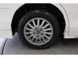 純正アルミホイール【タイヤサイズ195/65R15】