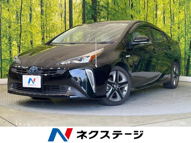 トヨタ プリウス 