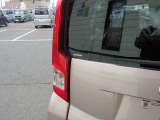 万が一の事故等が起きたときには、自社所有の積載車でお客様の大切なお車を 現地まで積載にお伺いいたします。また、代車を無料でご準備いたします!
