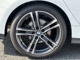 右後リヤ 225/40R18