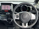 運転席回りもシンプルかつ使いやすいデザインで統一感がありますね♪