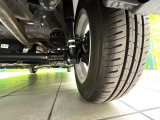 お車を安心してお乗りいただく為には、足回りの定期点検が欠かせません。サービスサポート(有償保証)では無料点検もご提供しており、安心のカーライフをお過ごしいただけるサポート体制が整っています。